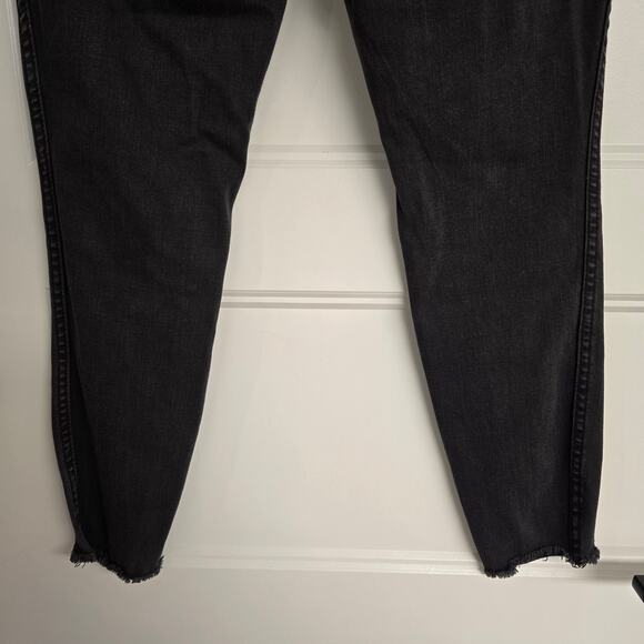 Women's Kut from the Kloth Black Denim Skinny Jeans Fray Ankles | Size 6 Petite - Picture 7 of 8